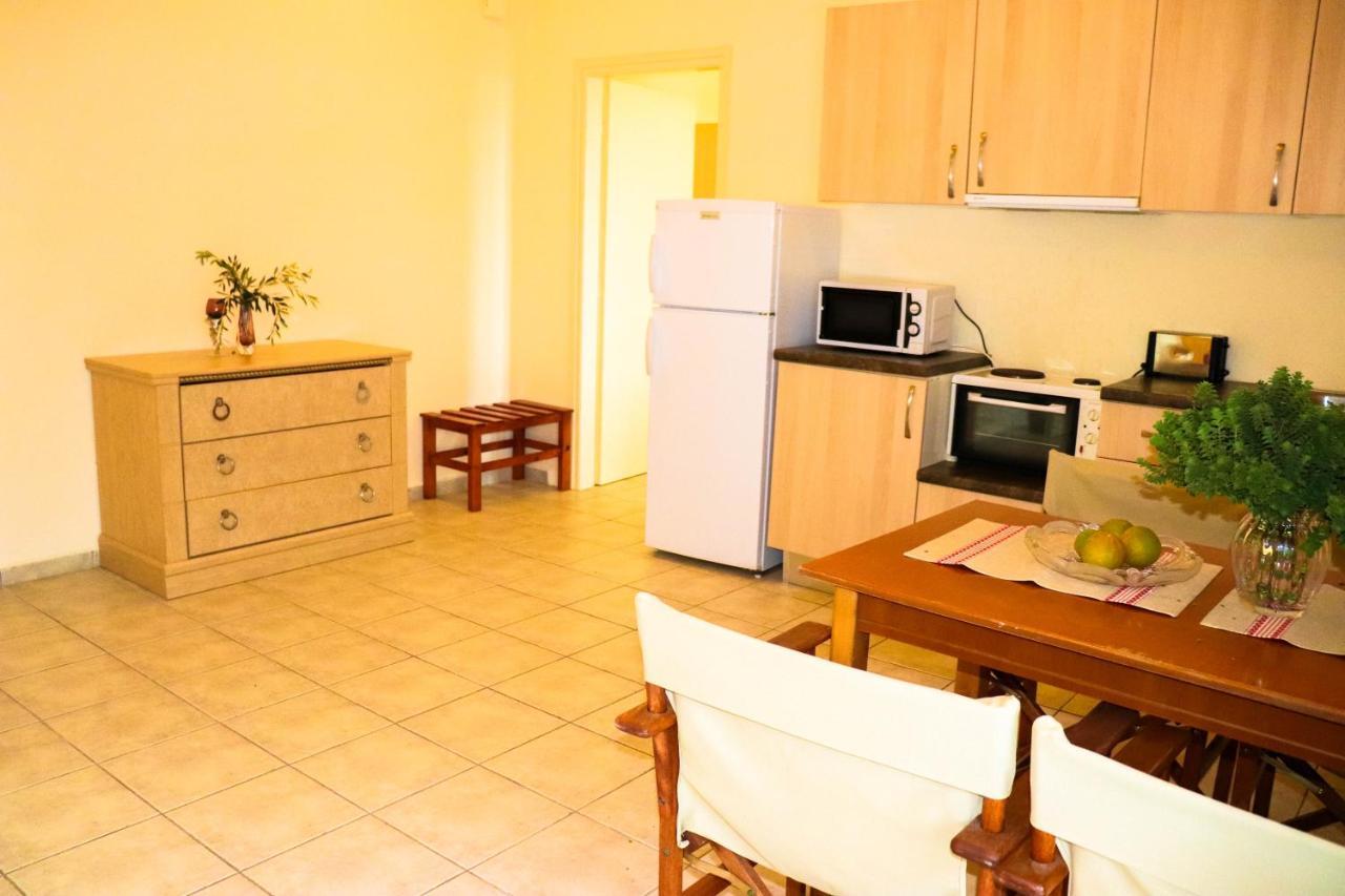Orizontas Studios & Apartments Svoronata Buitenkant foto