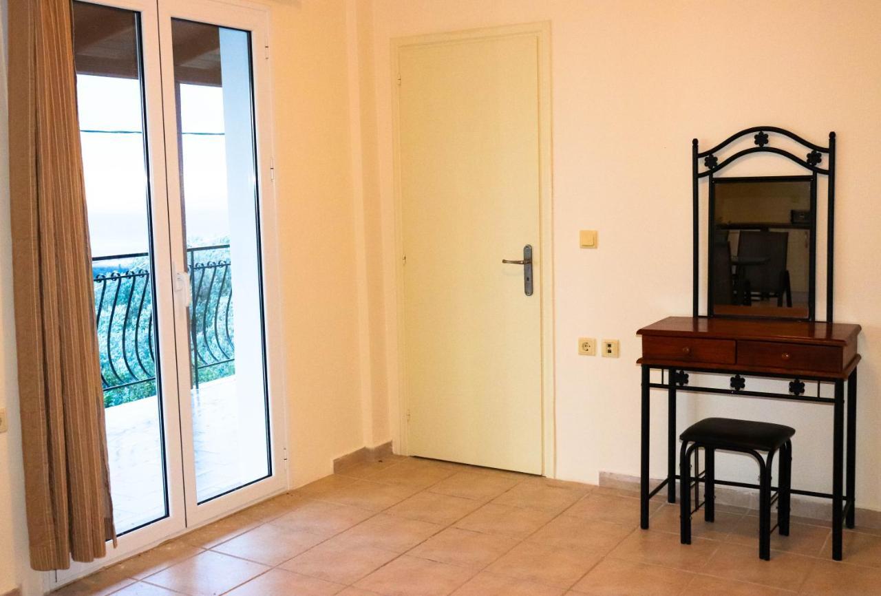 Orizontas Studios & Apartments Svoronata Buitenkant foto