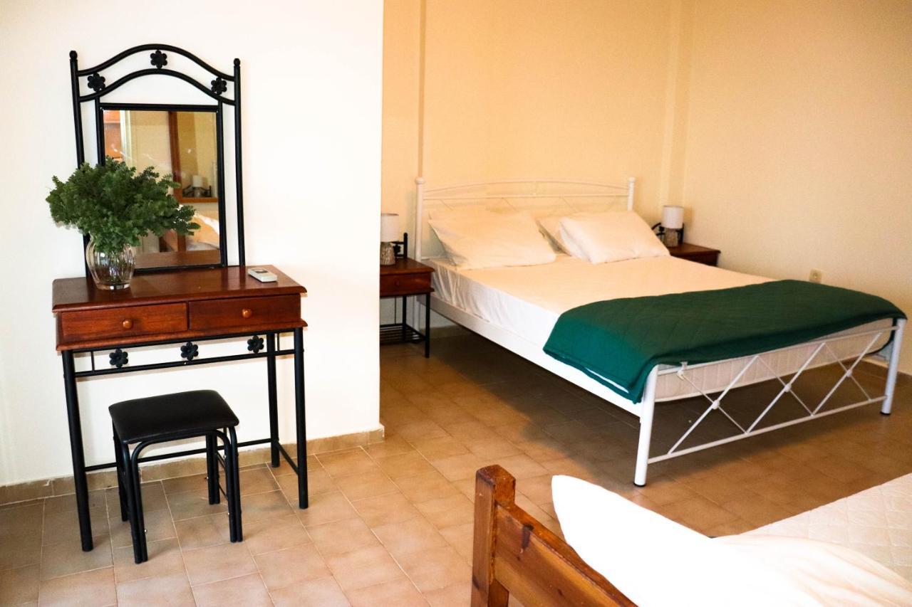 Orizontas Studios & Apartments Svoronata Buitenkant foto
